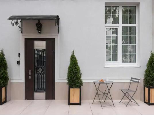 Hidden Gem With Its Own Private Entry At Lypky Apartment Kiev Luaran gambar